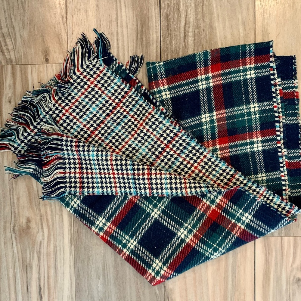 NWOT Reversible Plaid & Houndstooth Blanket Scarf